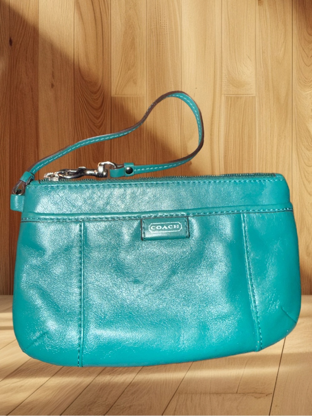 Coach Vintage Spectator Teal Leather Wristlet